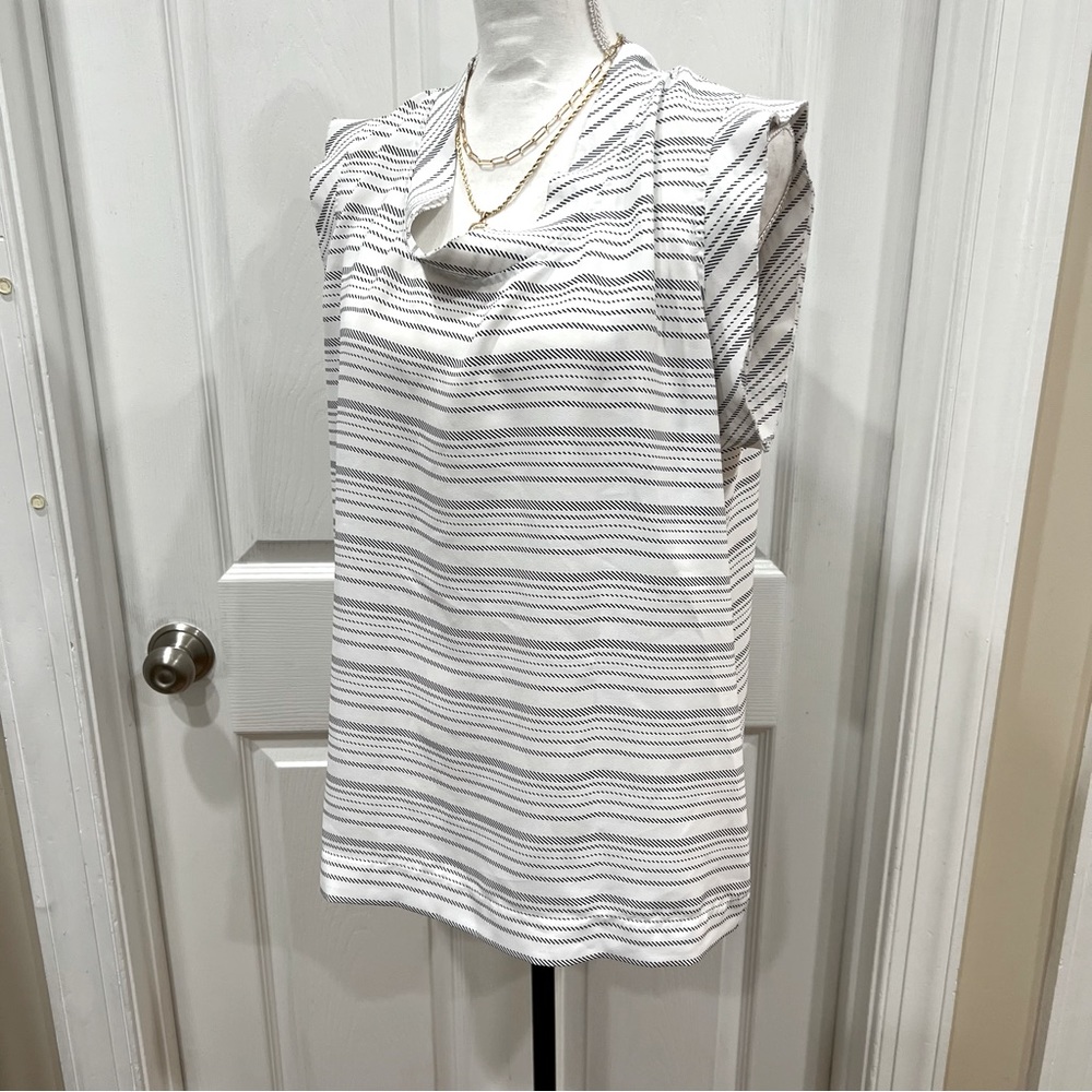Cabi top size large